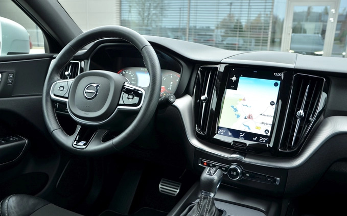 Volvo XC 60 cena 149889 przebieg: 100000, rok produkcji 2019 z Pyzdry małe 254